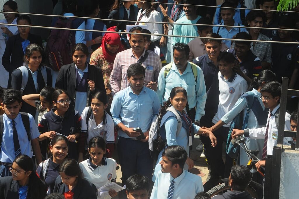 यूपी बोर्ड परीक्षा पर्यवेक्षक